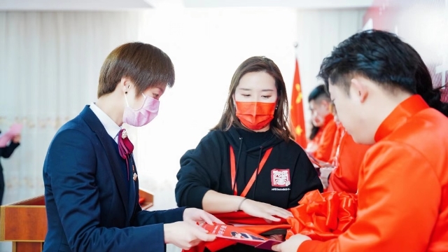 婚姻指导手册发放照片.jpg
