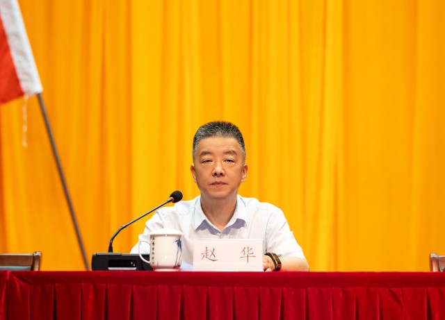 2Z0A3633.jpg