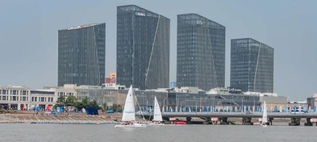 77.jpg